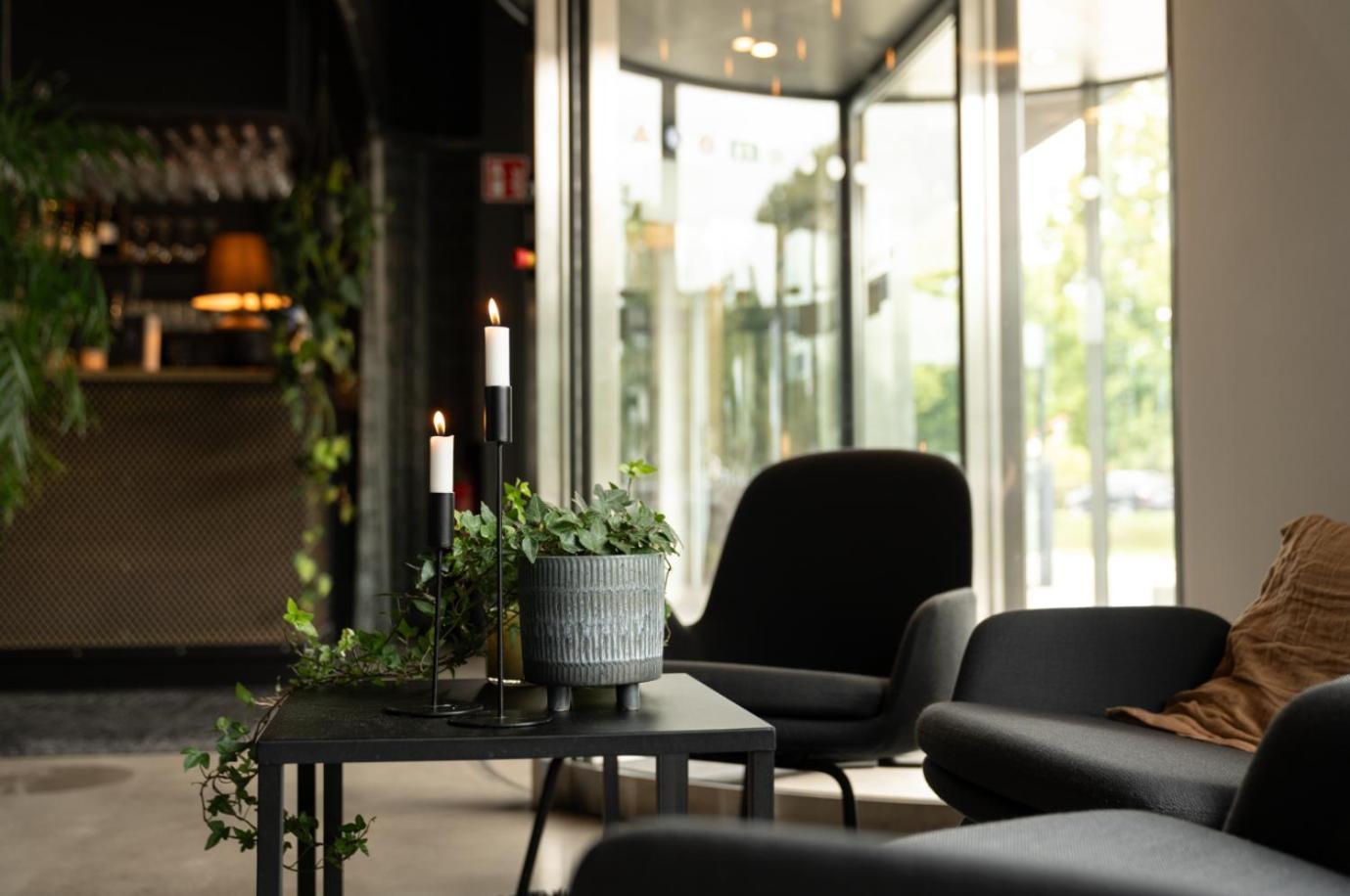 First Hotel Kokoloko Visby Esterno foto